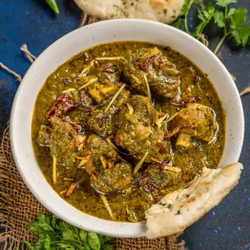 Saag Chicken / Lamb / Goat